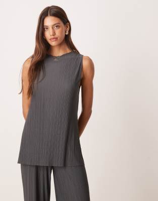 ASOS DESIGN – Mörkgrå, ärmlös, lång topp med mesh och plissering, del av set - view 1