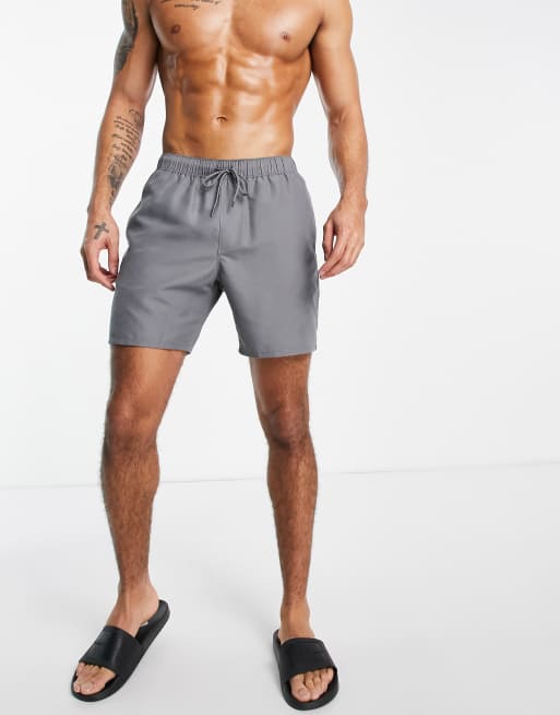 ASOS DESIGN – Mörkgrå badshorts i medellång modell