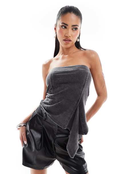 ASOS DESIGN – Mörkgrå bandeau-topp i jeansstil med klockad fåll - view 1