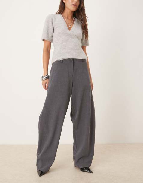 ASOS DESIGN – Mörkgrå, figursydda barrelbyxor som kan bäras på flera sätt - view 1