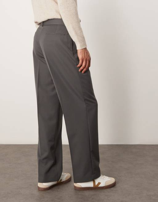 ASOS DESIGN – Mörkgrå finbyxor med vida ben och dubbla veck, 4 av 5