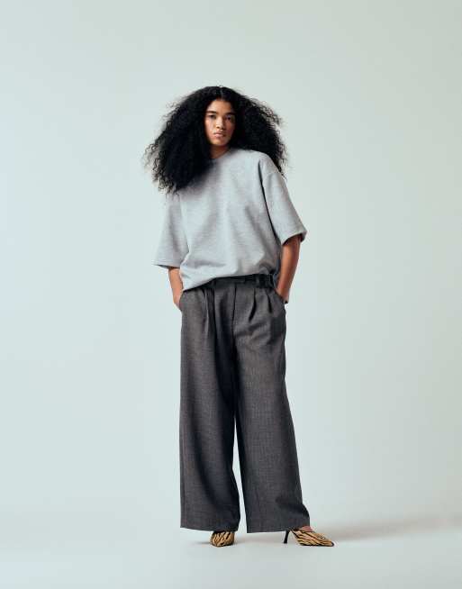 ASOS DESIGN – Mörkgrå, rutiga, figursydda byxor med låg midja, 4 av 5