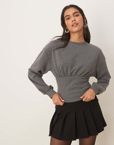 ASOS DESIGN – Mörkgrå sweatshirt med blusmodell upptill och indragen detalj - view 1