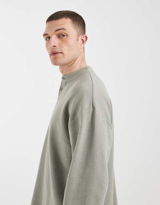 ASOS DESIGN – Mörkgrå t-shirt i henleystil och oversize med boxig passform och långa ärmar, 4 av 5
