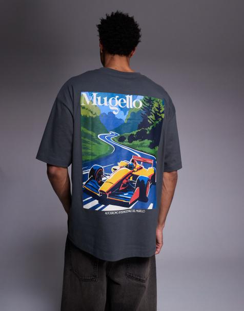 ASOS DESIGN – Mörkgrå t-shirt i oversize med racerbilstryck - view 1