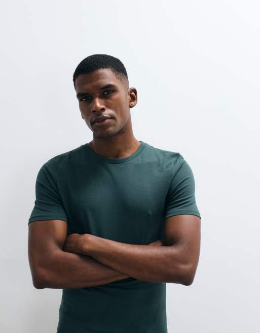 ASOS DESIGN – Mörkgrön, enkel t-shirt i muscle fit, 2 av 5