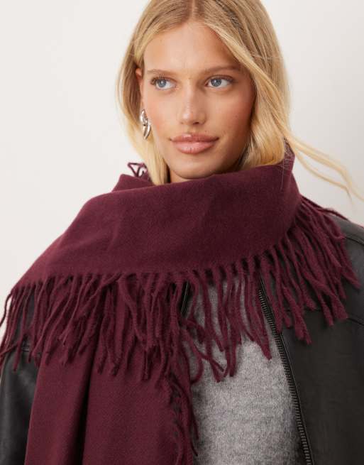 ASOS DESIGN – Mörkröd, supermjuk vävd halsduk med fransar, 3 av 3