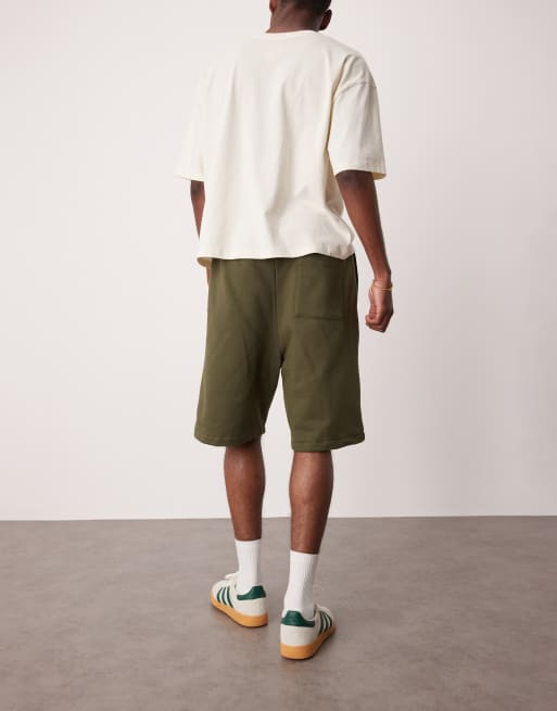 ASOS DESIGN – Mörkt kakigröna, kraftiga shorts i oversize och 400gsm, 3 av 5