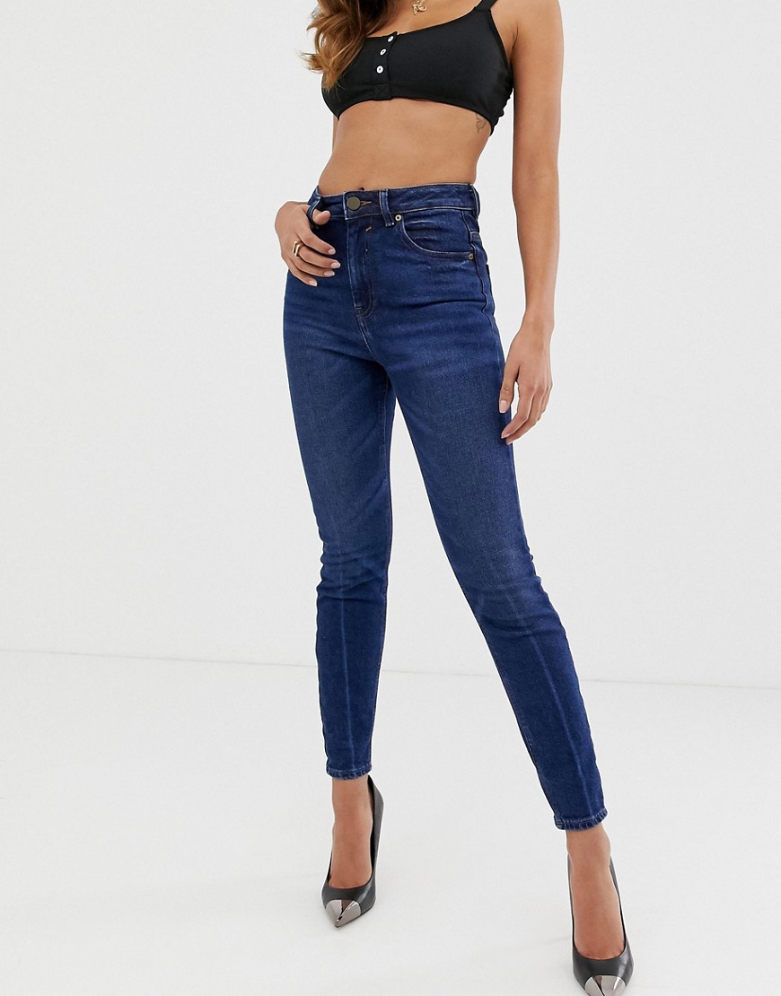 ASOS DESIGN – Mörkt tvättade skinny jeans med extra hög midja-Blå