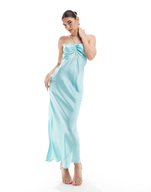 ASOS DESIGN – Morska satynowa sukienka maxi z dekoltem typu halter, marszczeniem na biuście i wycięciem