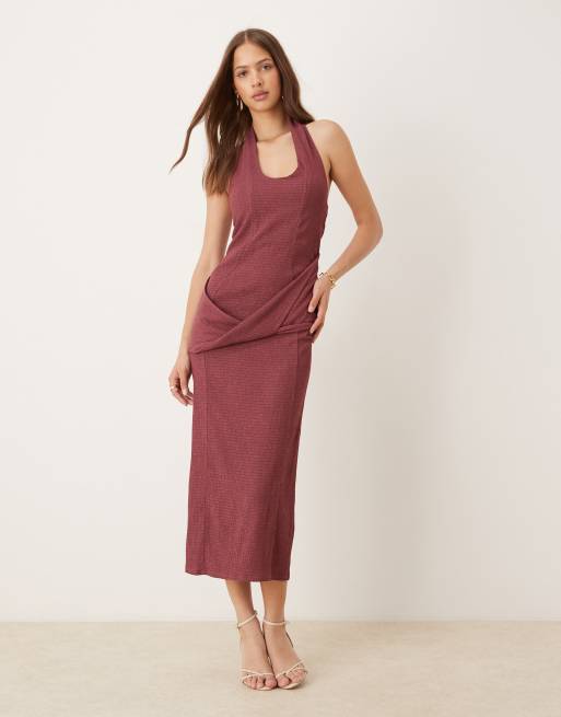 ASOS DESIGN – Morwowa teksturowana sukienka midi z dekoltem typu halter i drapowaną talią