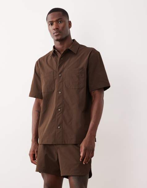 ASOS DESIGN - motionMAX - Coordinato marrone con camicia e pantaloncini - view 1