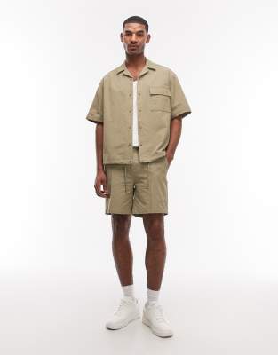 Asos Design Motionmax™ Four Way Stretch Short Length Shorts In Green