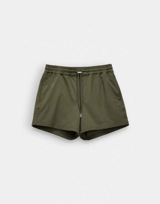 ASOS DESIGN – motionMAX – Kürzere, elegante Stretch-Shorts in Khaki, 7 von 7