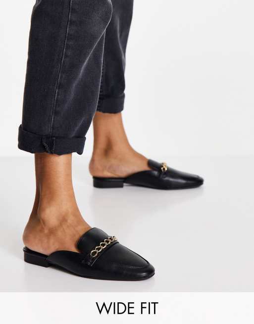 ASOS DESIGN – Motto – Flache Pantoletten in Schwarz mit Kettendetail, weite Passform