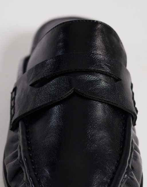 ASOS DESIGN – Mouse – Svarta loafers med öppen häl och rynkade detaljer, 3 av 4