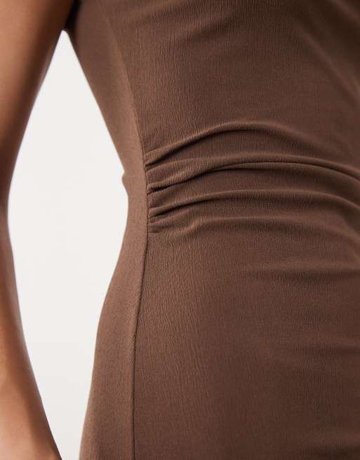ASOS DESIGN - Mouwloze mini jurk met kanten zoom in chocoladebruin, 3 van 4