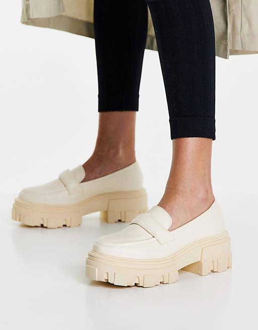 Shoes Flat Shoes/Movable padded chunky loafers in off white drench 