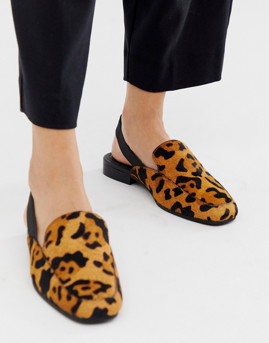ASOS DESIGN – Move Over – Leopardmönstrade läderloafers med hälrem-Flerfärgad
