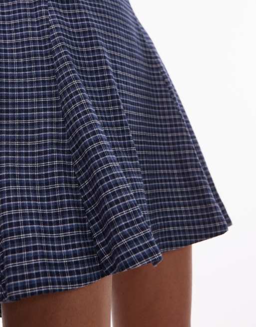ASOS DESIGN - Mørk marineblå og ærmeløs minikjole med tern og store plisseringer, 3 af 4