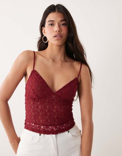 ASOS DESIGN - Mørkerød cami-top i blondemateriale - view 1