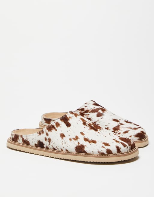 ASOS DESIGN mule clog sandals in faux giraffe hair, 3 of 4