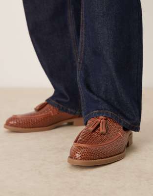 mule loafers in tan weave-Brown