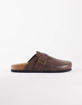  mule sandals with cork sole in oily brown