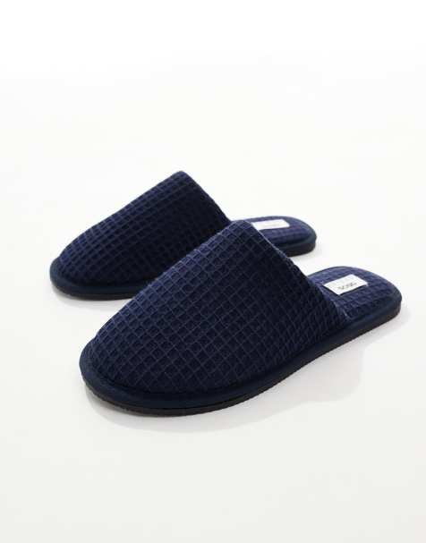 ASOS DESIGN mule slippers in navy waffle - view 2