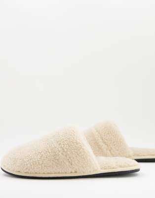 borg slippers