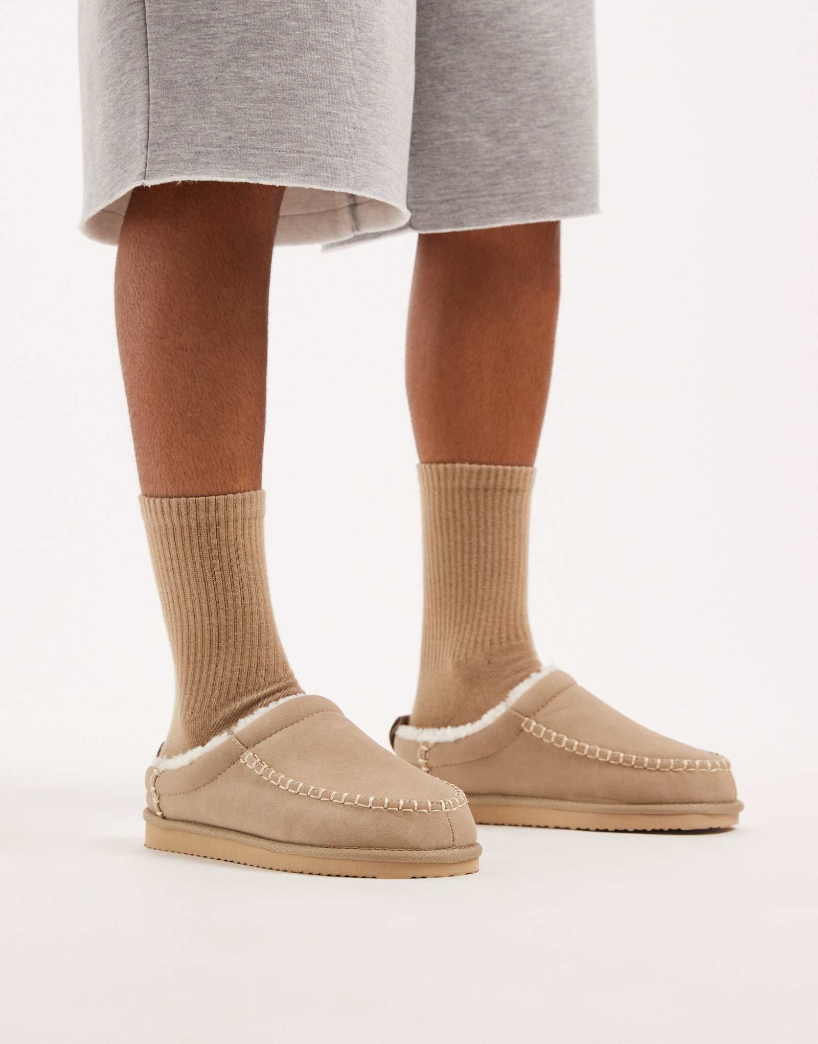 Дизайнерские тапочки-мулы ASOS из камня с флисовой подкладкой