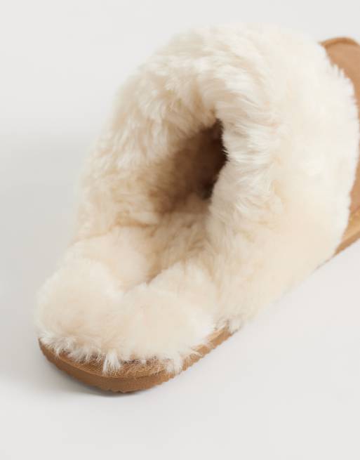 ASOS DESIGN mule slippers in tan suede with fur collar and sheep skin lining, 3 of 4