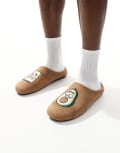 [ASOS DESIGN] ASOS DESIGN mule slippers in tan with avocado badge-Black 46 Tan