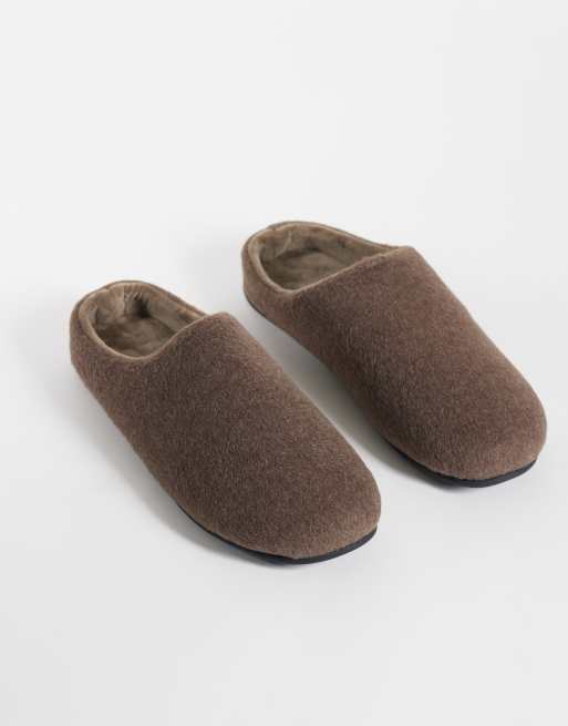 ASOS DESIGN mule slippers on chocolate felt, 2 of 4
