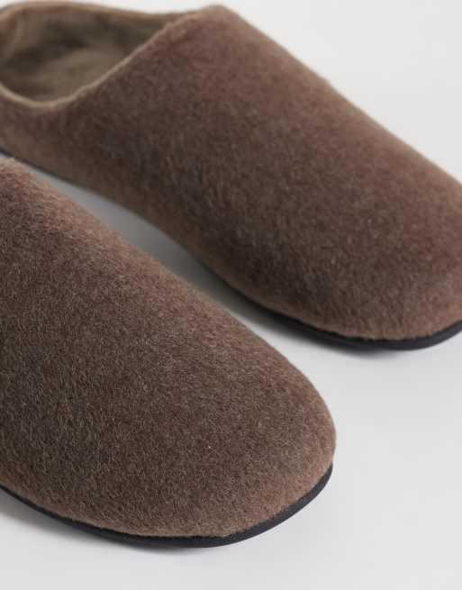 ASOS DESIGN mule slippers on chocolate felt, 4 of 4