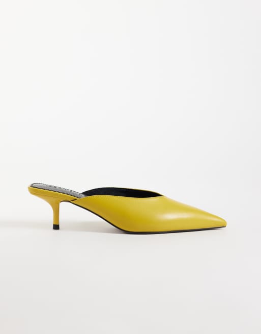 ASOS DESIGN - mules amarillas con punta y tacón bajo tipo kitten, 1 de 4
