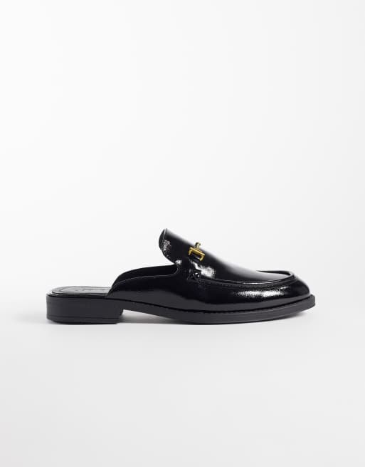 ASOS DESIGN mules loafers med snaffle i krinklad svart lack, 2 av 4