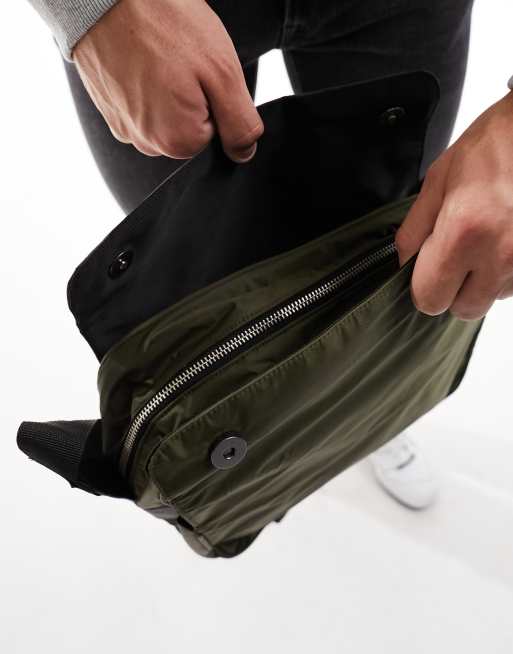 Multi compartment cheap messenger bag