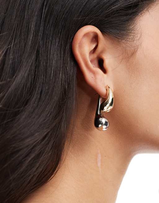 ASOS DESIGN - Multifarvede hængeøreringe med smeltede detaljer foran og bagpå i forskellige metaller