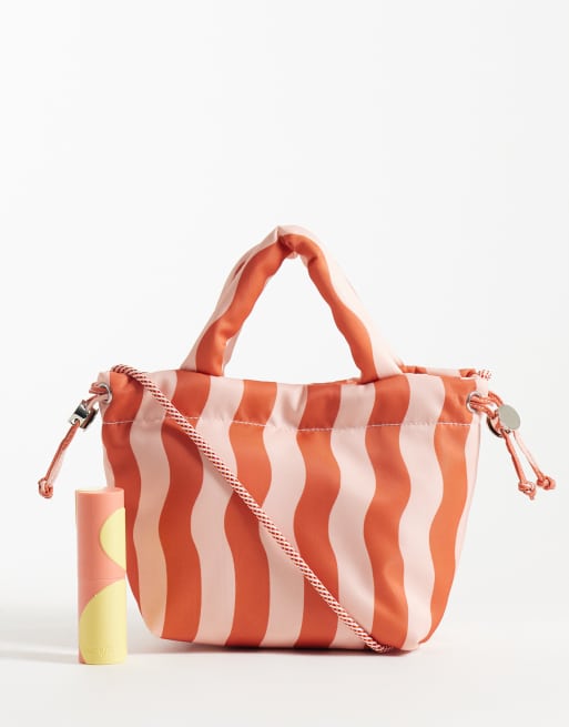 ASOS DESIGN - Multifarvet lille crossbody-taske med tote-design og hank samt striber, 2 af 4