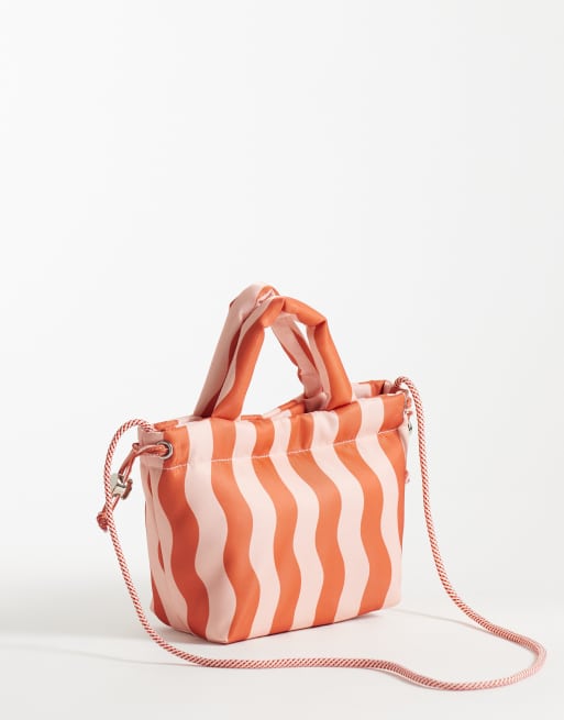 ASOS DESIGN - Multifarvet lille crossbody-taske med tote-design og hank samt striber, 4 af 4