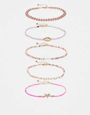 ASOS DESIGN – Multipack Fußkettchen in Rosa und Orange mit vom Meer inspirierten Anhängern - view 1