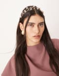 [ASOS DESIGN] ASOS DESIGN multirow pearl headband with wiggle detail-Gold No Size Gold