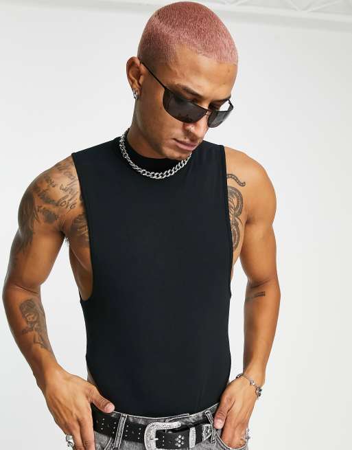 ASOS DESIGN muscle fit t-shirt with star cut out in black