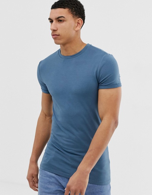 ASOS DESIGN muscle fit crew neck t-shirt with stretch and roll sleeve ...