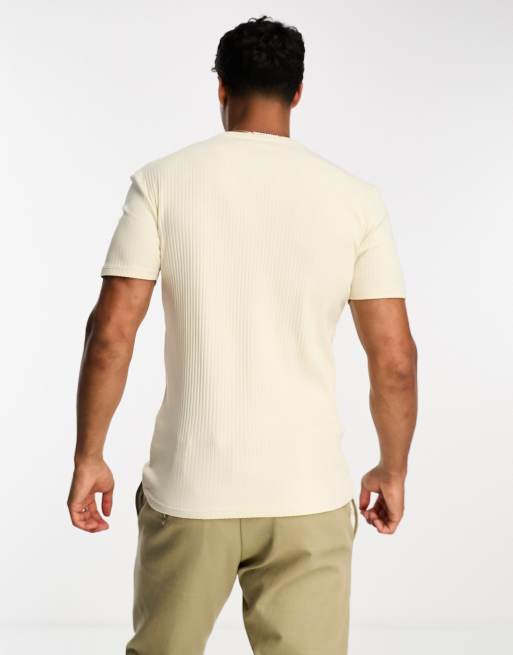 ASOS DESIGN - Muscle fit geribbeld Henley T-shirt in crème, 2 van 4