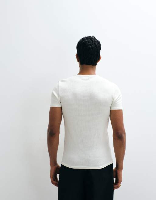 ASOS DESIGN muscle fit henley-t-shirt i kräm, 4 av 5