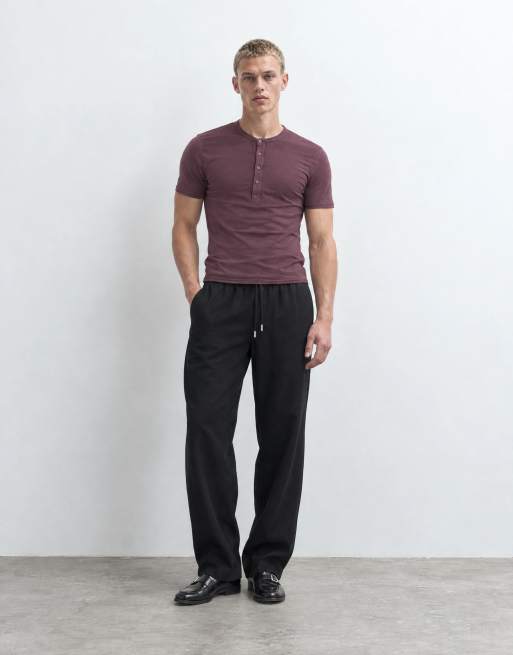 ASOS DESIGN muscle fit henley-t-shirt i vinrött, 8 av 10