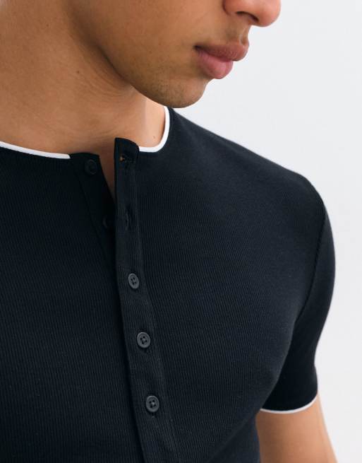 ASOS DESIGN muscle fit henley t-shirt in black, 2 of 5
