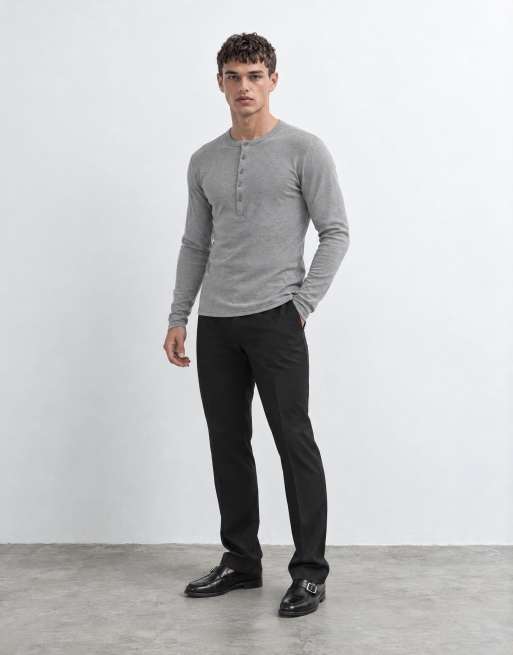 ASOS DESIGN muscle fit långärmad henley-t-shirt i mörkgråmelerad ribb, 7 av 10